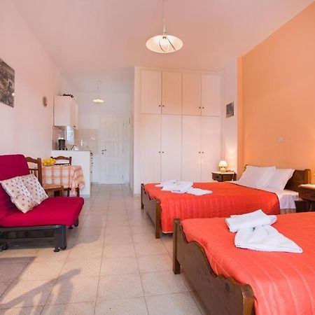 Betty Apartments Дриос Экстерьер фото